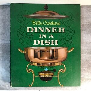 BETTY CROCKER'S Dinner in a Dish Cookbook 1965 First Edition First Printing VTG